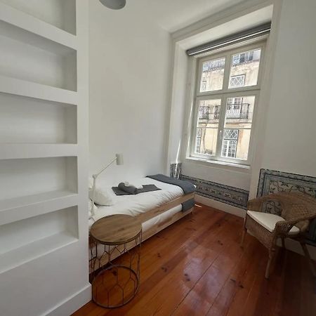 Pensao Neves Bed and Breakfast Lisboa Εξωτερικό φωτογραφία